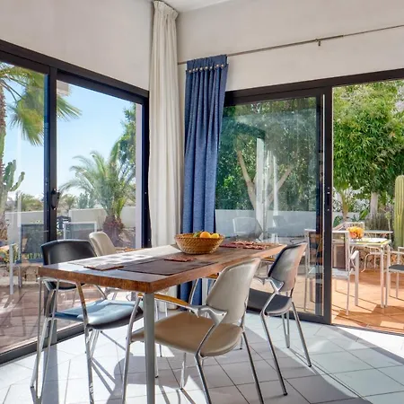 Paradise Villa *