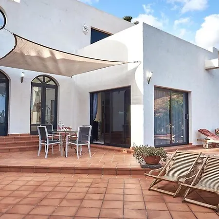 Villa Paradise Beach Giniginámar