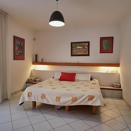 Paradise Beach Villa Giniginamar