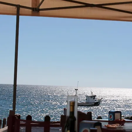 Paradise Beach Villa Giniginamar